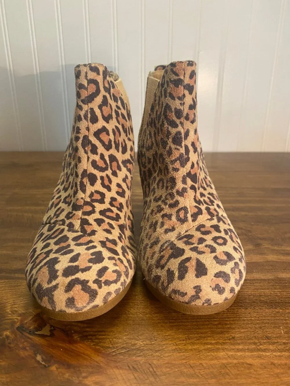 TOMS - Leopard Print Suede Wedge Ankle Booties - Women's Size 6.5